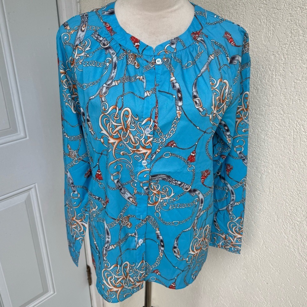 Women's Blue Chain‎ Print, Long Sleeve Blouse. Round Neck. Button down. S.